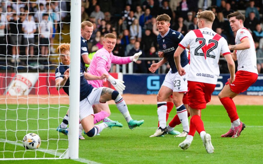 Palmer-Houlden opens the scoring. Image: SNS