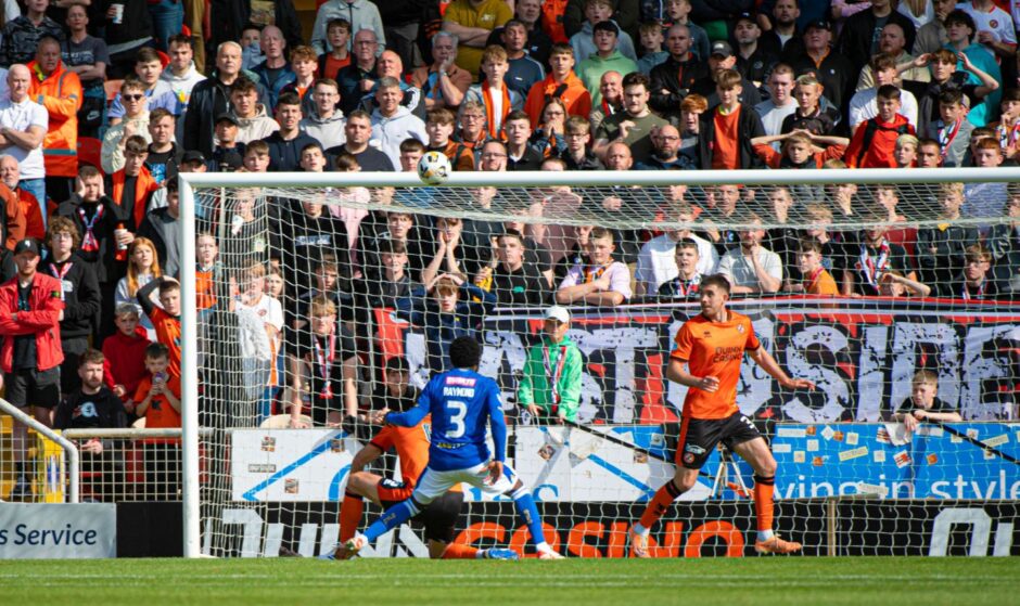 Andre Raymond of St Johnstone misses a golden opportunity