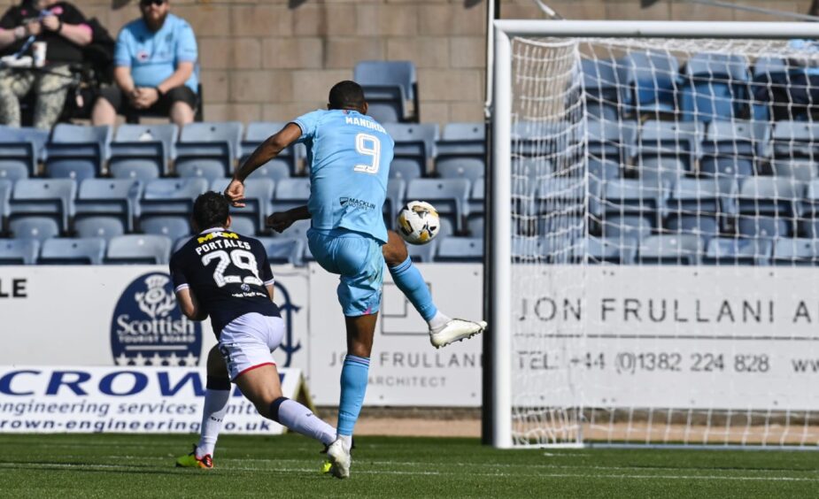 Mikael Mandron smashes St Mirren in front. Image: Rob Casey/SNS