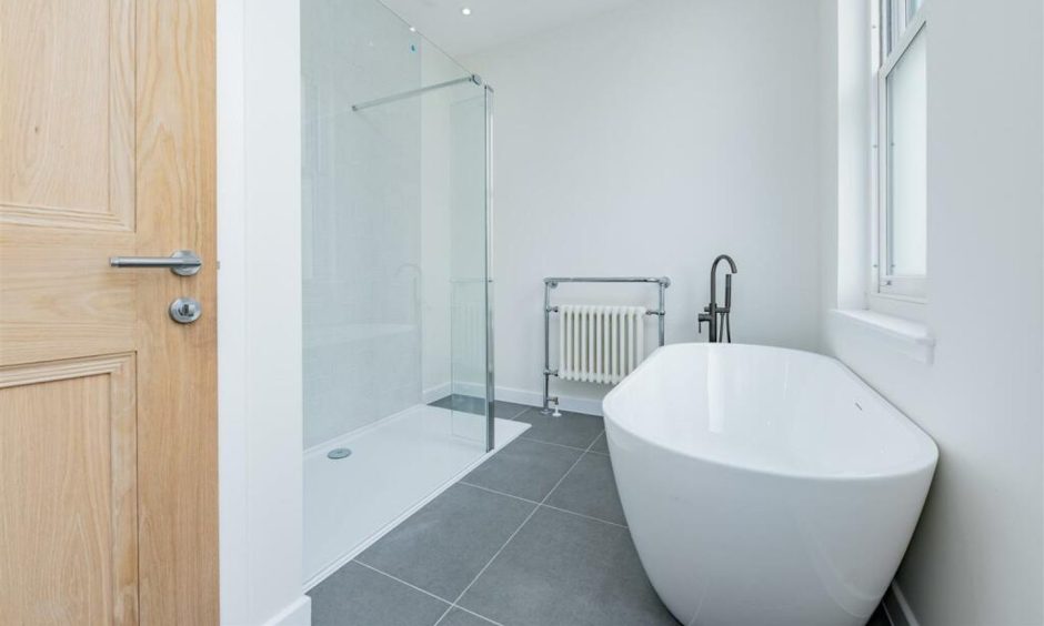 Four-piece bathroom in Broughty Ferry villa.