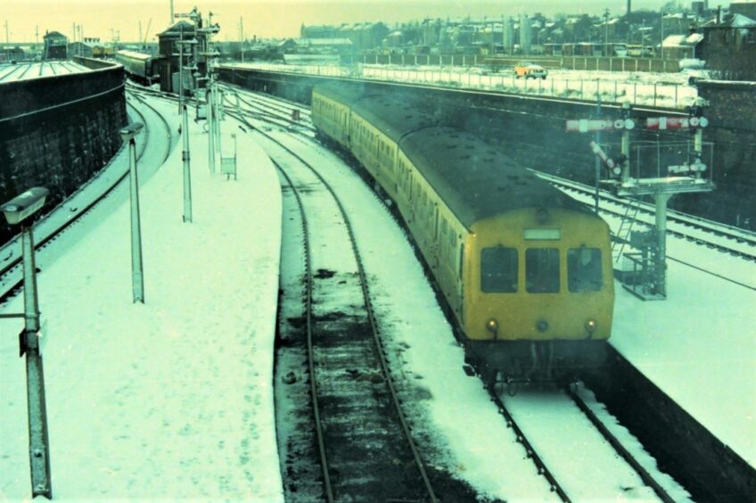 The DMU amid snowy scenes in 1978. 