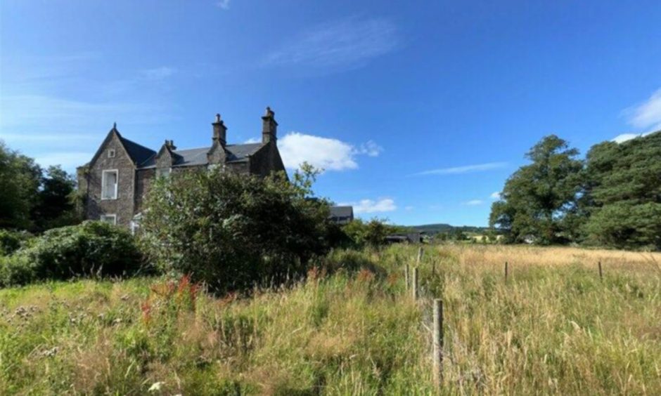 Garden at Cairnleith near Crieff.