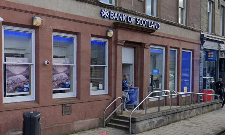 Montrose High Street Bank of Scotland