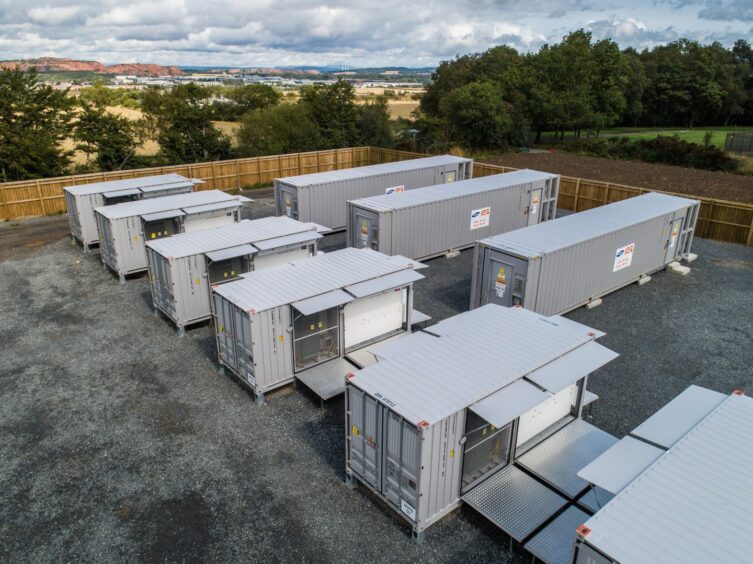 Battery energy storage plant