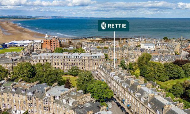 The flat on Hope Street is at the heart of St Andrews. Image: Rettie.