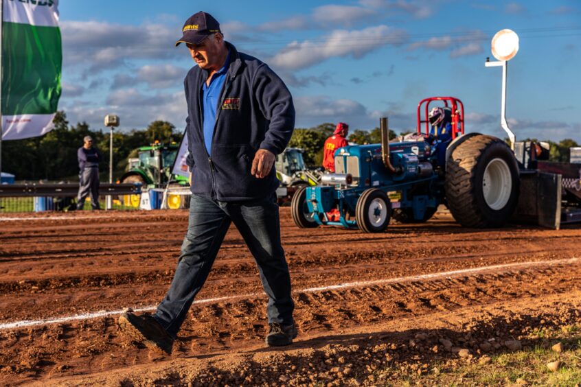 Tractor pulling event at Brechin.