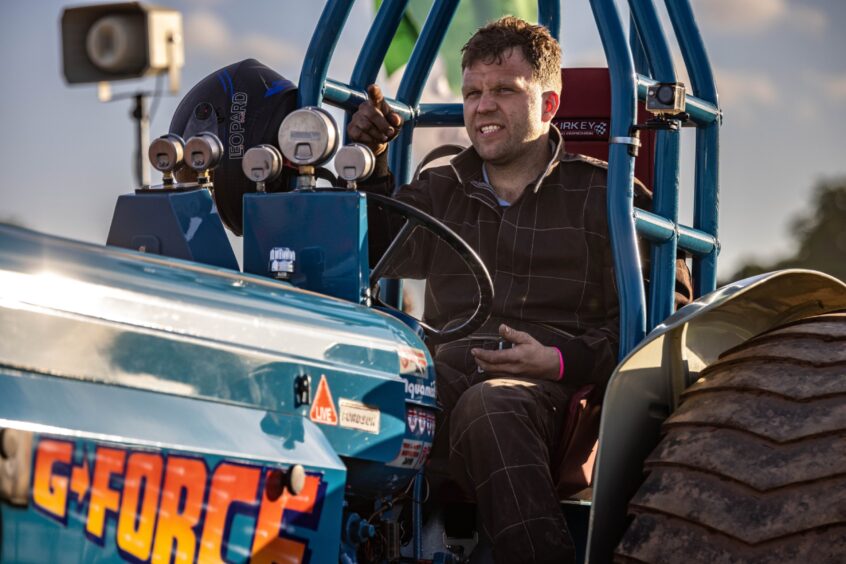 Tractor pulling event at Brechin.