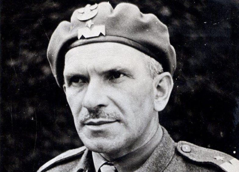 General Stanislaw Sosabowski of the Polish 1st Independent Parachute Brigade