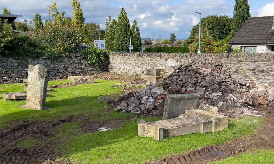 Concern over state of Auchterarder grave yard