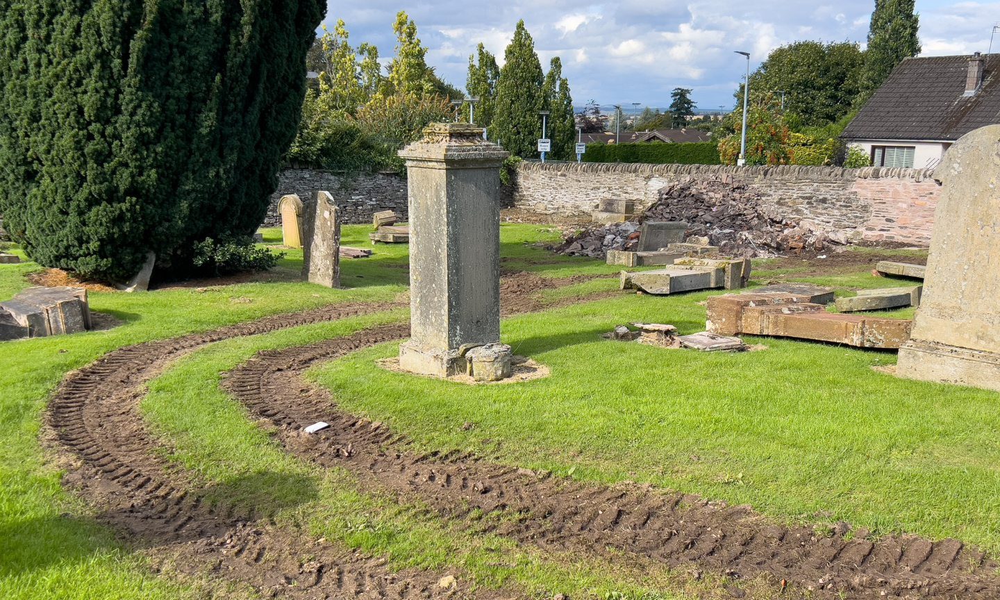 Auchterarder graveyard concerns