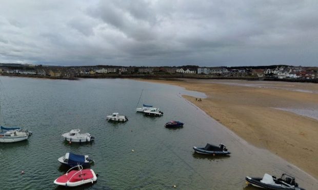 Elie harbour rescue