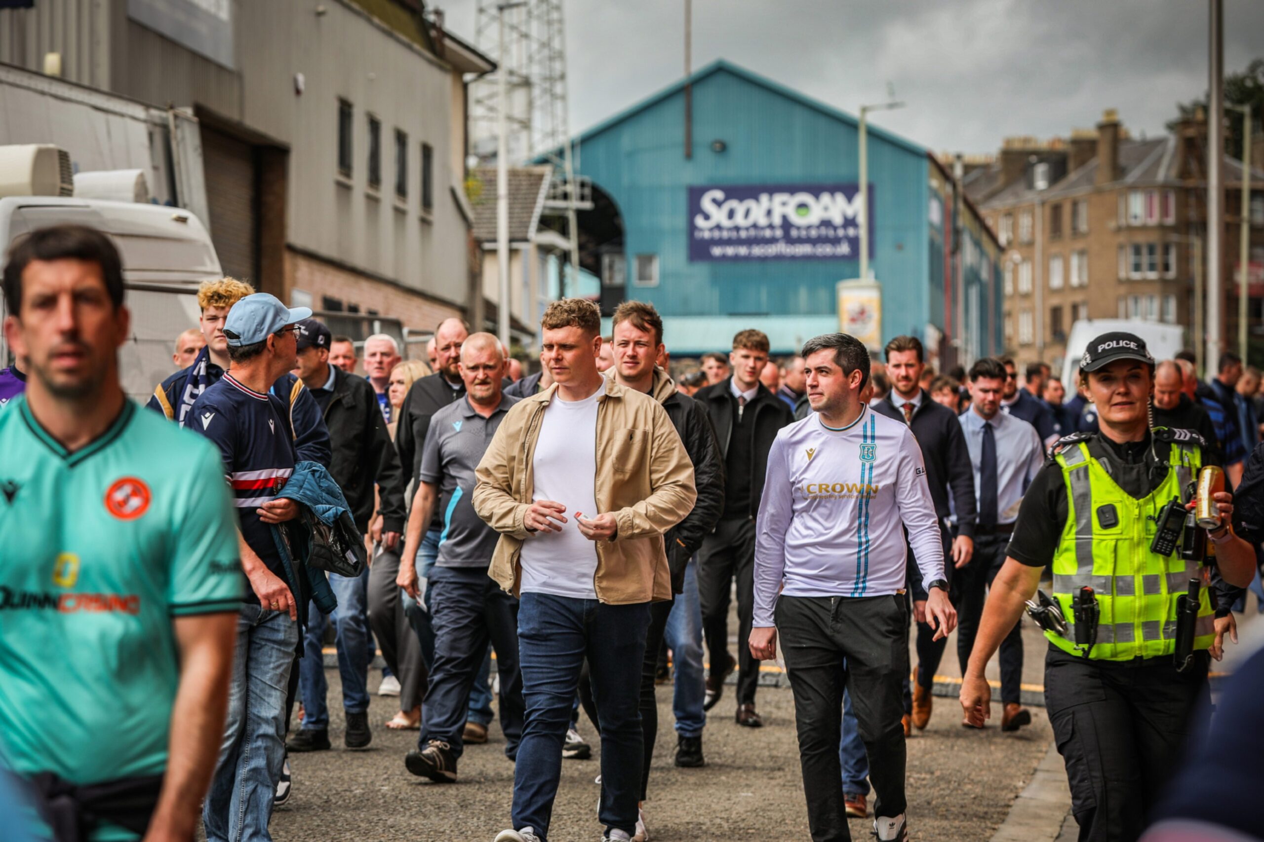 Dundee fans making their way to Tannadice.