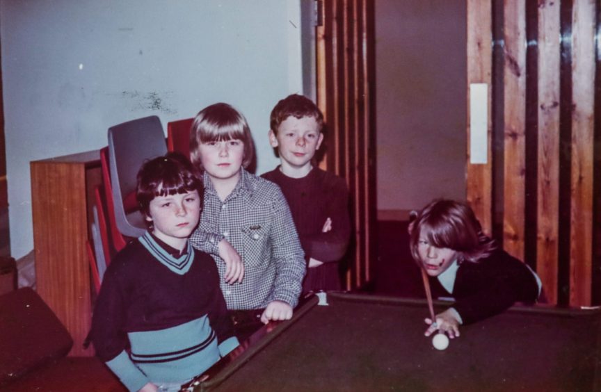 four boys playing pool in Fintry Clubbie in 1979.