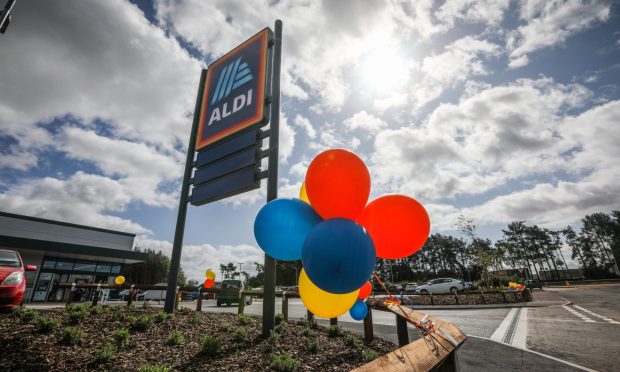 The new Dundee Aldi opened on Thursday. Image: Mhairi Edwards/DC Thomson