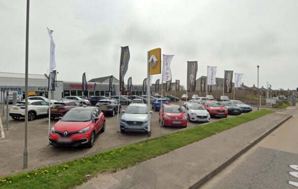 Park's garage on the former Golden Lion site in Arbroath. Image: Google