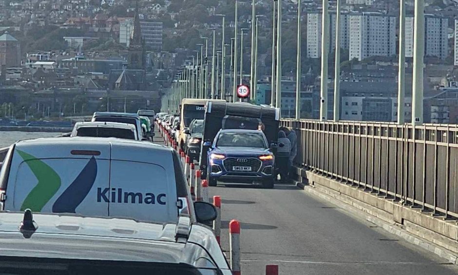 traffic chaos Tay Bridge