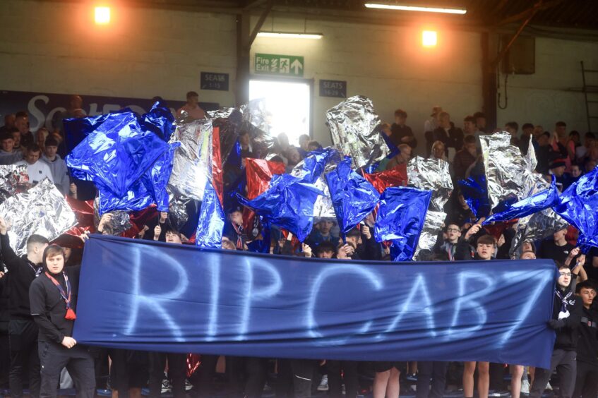 Dundee fans pay tribute to Fabian Caballero. Image: David Young/Shutterstock