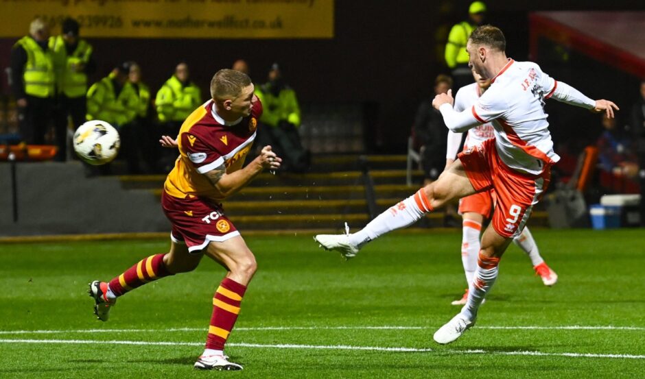 Louis Moult unleashes a thunderous leveller.