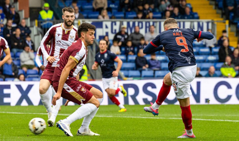 Ross County's Ronan Hale will be unlikely to match Simon Murray's goals total of last season. 