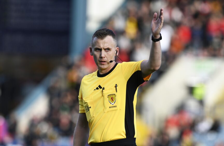 Referee Calum Scott