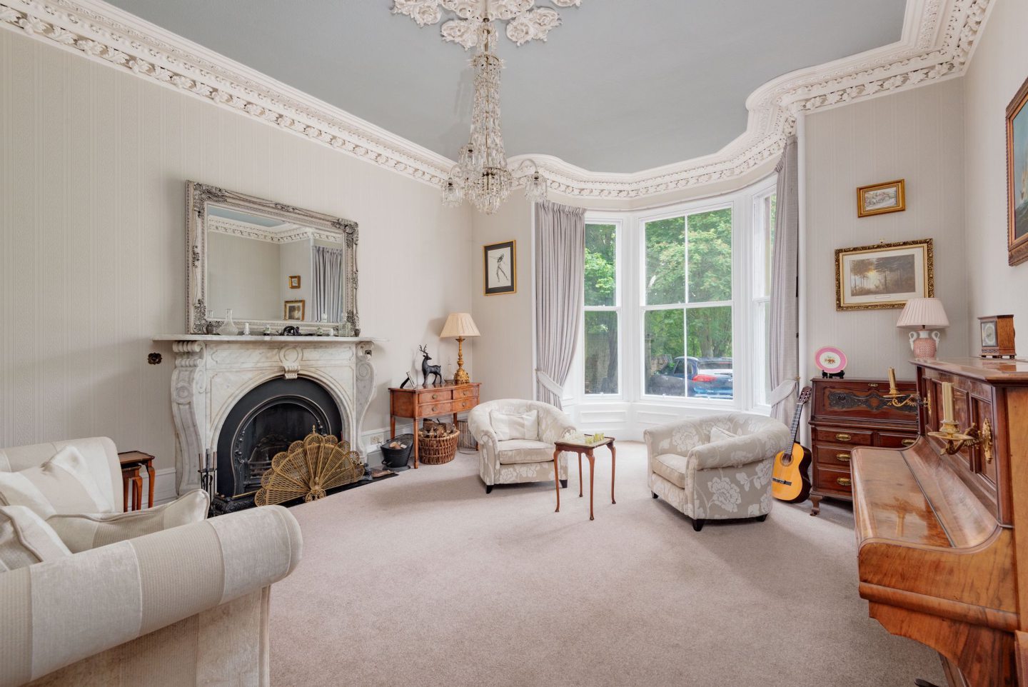 Bay windows in one of the reception rooms