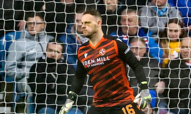 Trevor Carson in action for Dundee United at Ibrox on December 18, 2021. Image: Alan Harvey / SNS Group