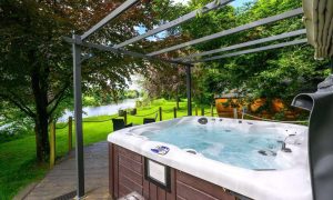 Boat of Cluny has a hot tub included in the price.