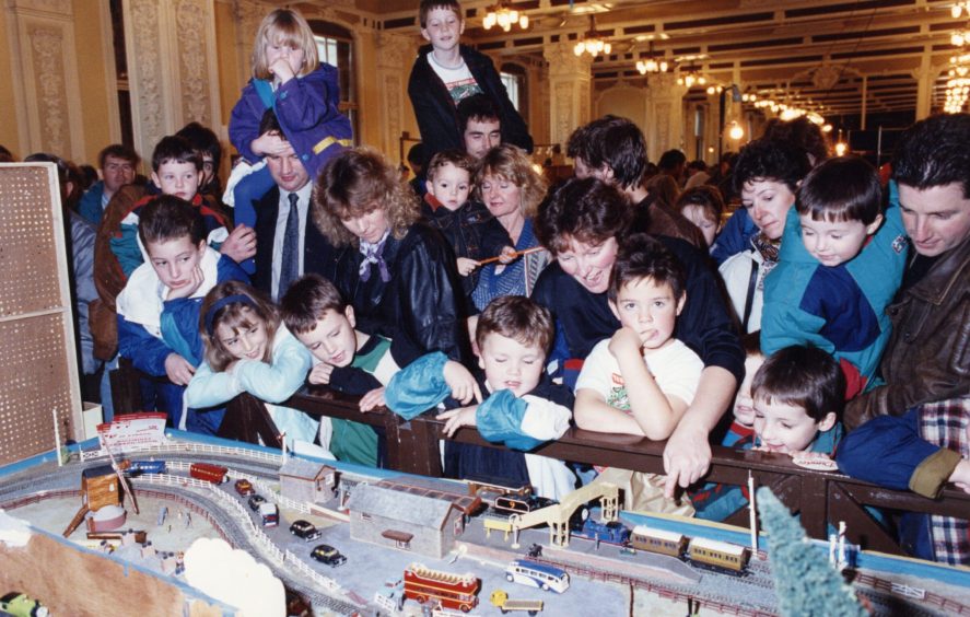 A crowd enjoying the Marryat Hall model railway exhibition in 1990.