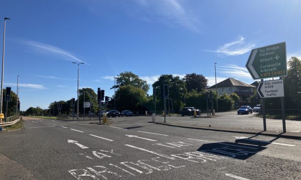 The Forfar Road and Kingsway junction can prove difficult for motorists. Image: Finn Nixon/DC Thomson.