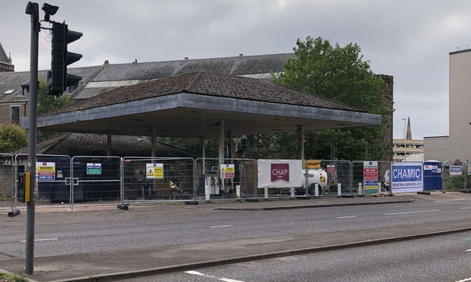 The former Shell garage on West Marketgait.