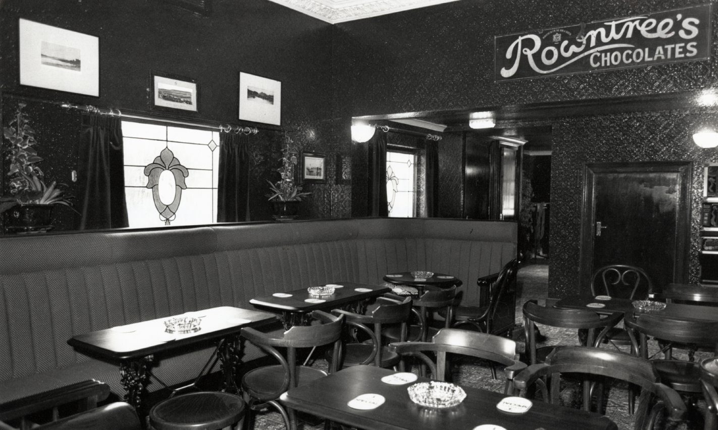 Tables and chairs in the lounge in the Bread in 1989 after reopening following the 1987 fire.