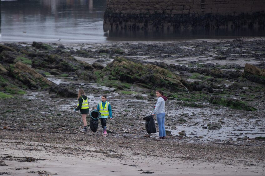 Arbroath beach clean-up