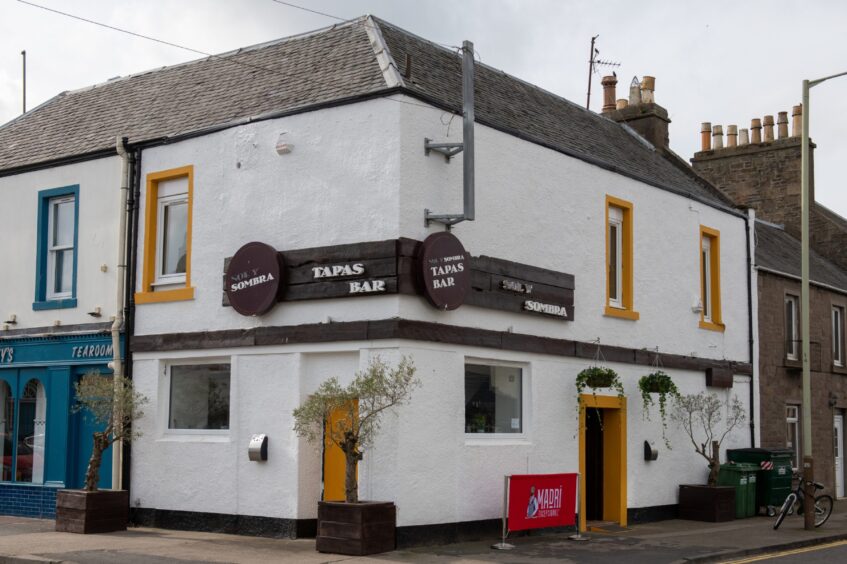 Sol y Sombra in Broughty Ferry.
