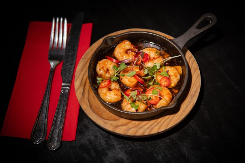 Gambas Al Pil Pil at Sol y Sombra