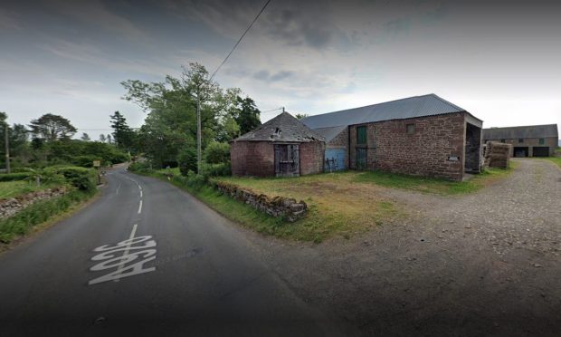 The old steading on the approach to Ruthven will be demolished. Image: Google Maps