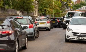 Traffic problems on Grove Road in Broughty Ferry on Tuesday. Image: Steve Brown/DC Thomson