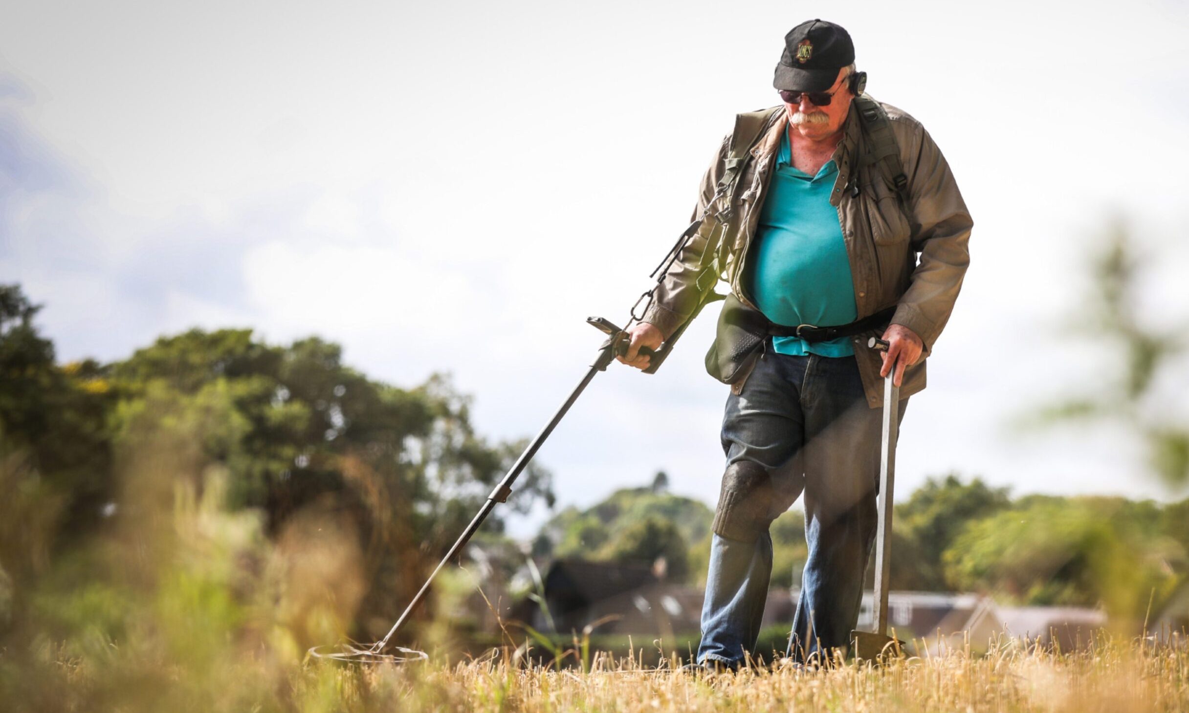 Garry Murrie in search of hidden treasures in Monifieth with his metal detecting equipment. Image: Mhairi Edwards/DC Thomson