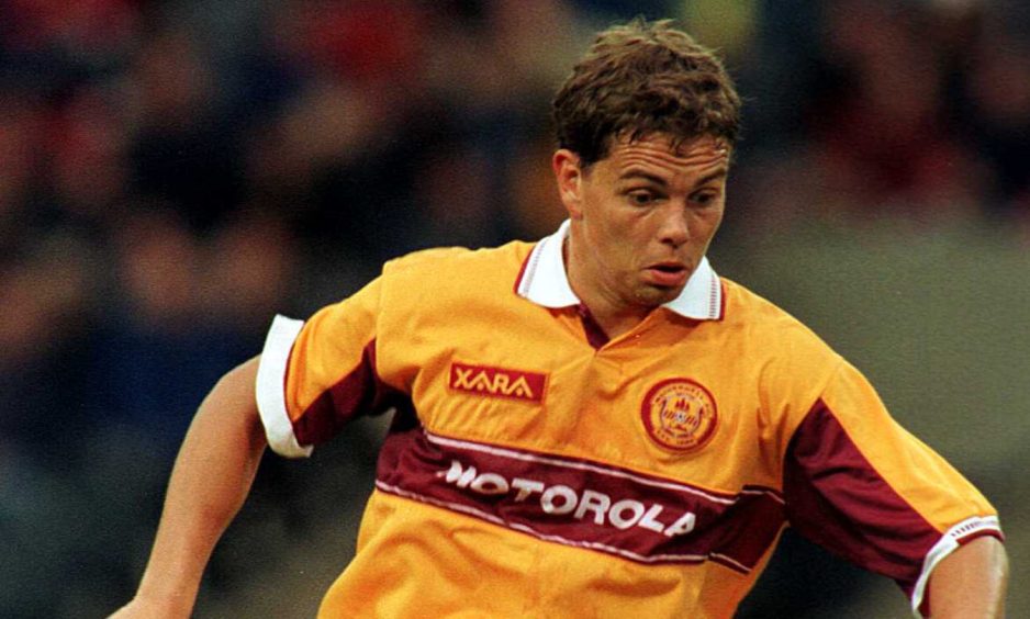 Simo Valakari in action for Motherwell.