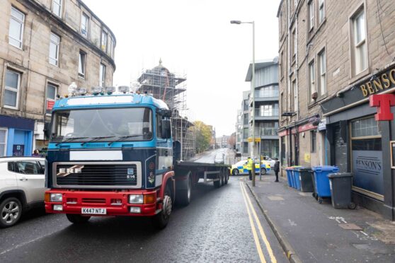 Police recreate accident that took the life of Dundee Schoolboy Danny Leech. Image: Paul Reid