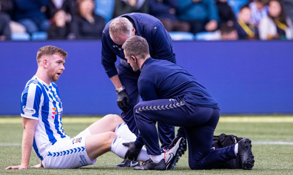 Stuart Findlay was forced off against Dundee United because of injury but has a chance of featuring this weekend. Image: Alan Harvey/SNS