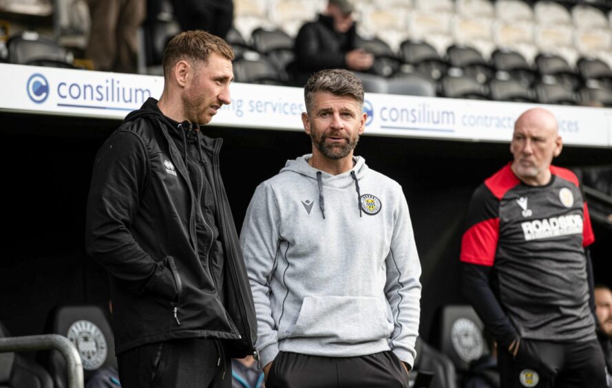 Louis Moult chats with his former Motherwell boss Stephen Robinson