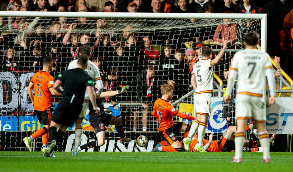 Tawanda Maswanhise scores against Dundee United