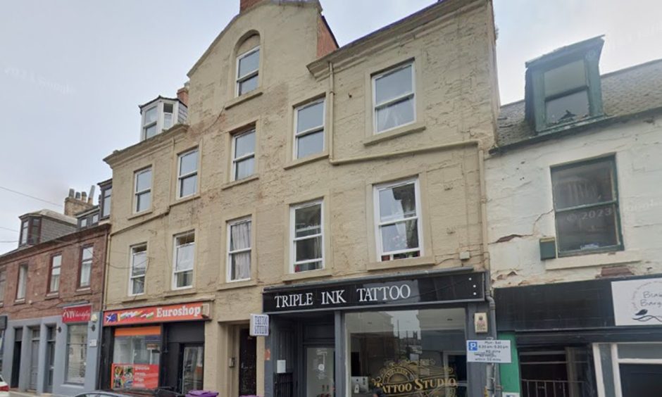 Arbroath high street flat auction