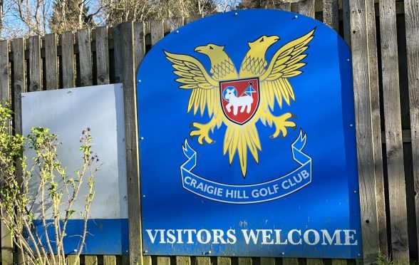 Craigie Hill Golf Club entrance sign