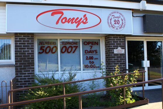 Tony's takeaway, Dundee