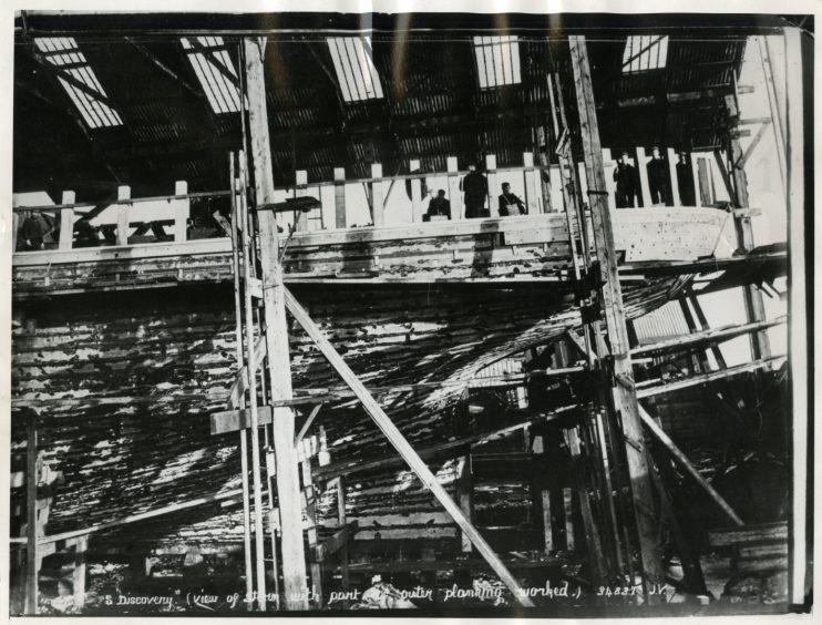 A Valentines negative showing the RRS Discovery being built. 