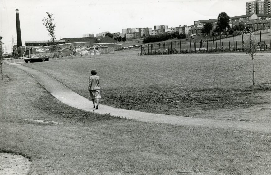 South Road, Lochee, in 1980. 