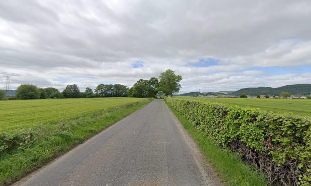 The road between St Madoes and Eroll.