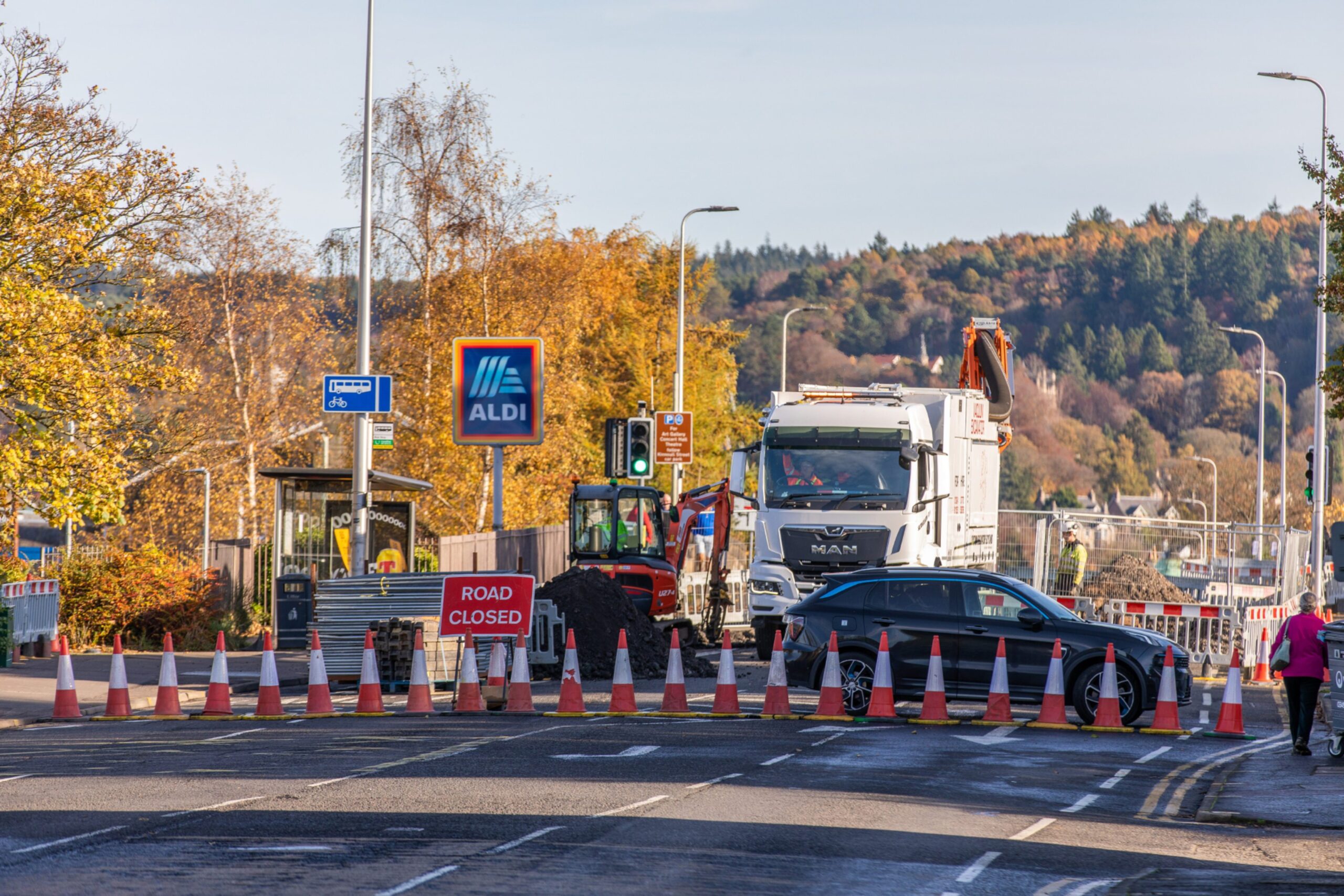 Roadworks on Glasgow Road in Perth