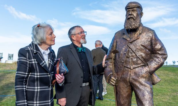 Ant-Man and the Wasp star Kathryn Newton tees off at Carnoustie. Image: Steve Brown/DC Thomson